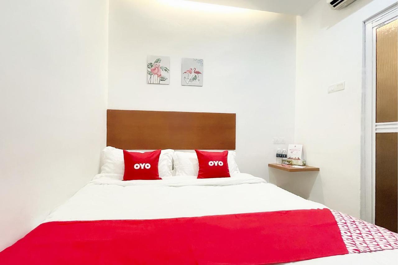 באייאן לפאס Oyo 90334 Mawlaya Hotel מראה חיצוני תמונה